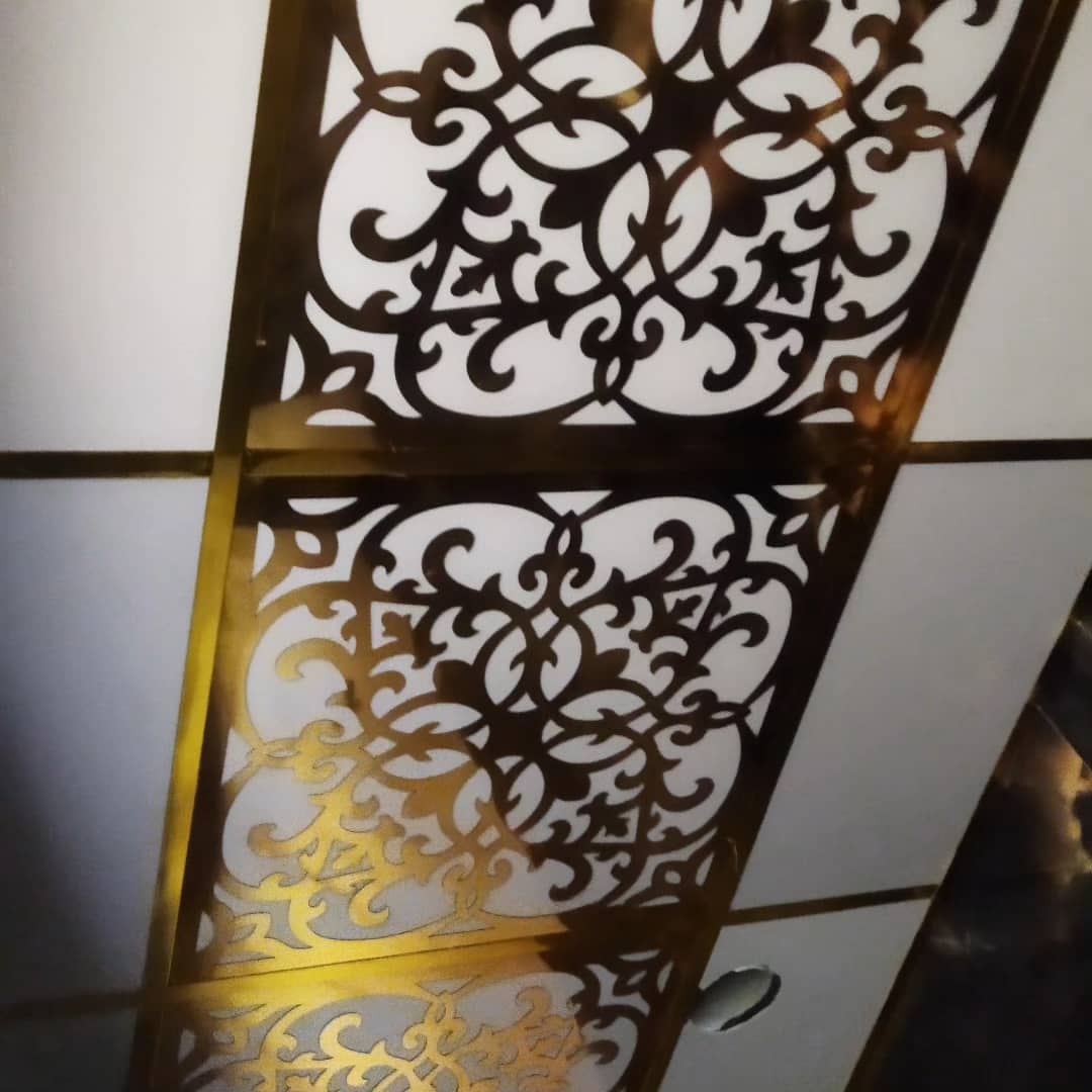 اجرای سقف مولتی طلایی در بازسازی آپارتمان